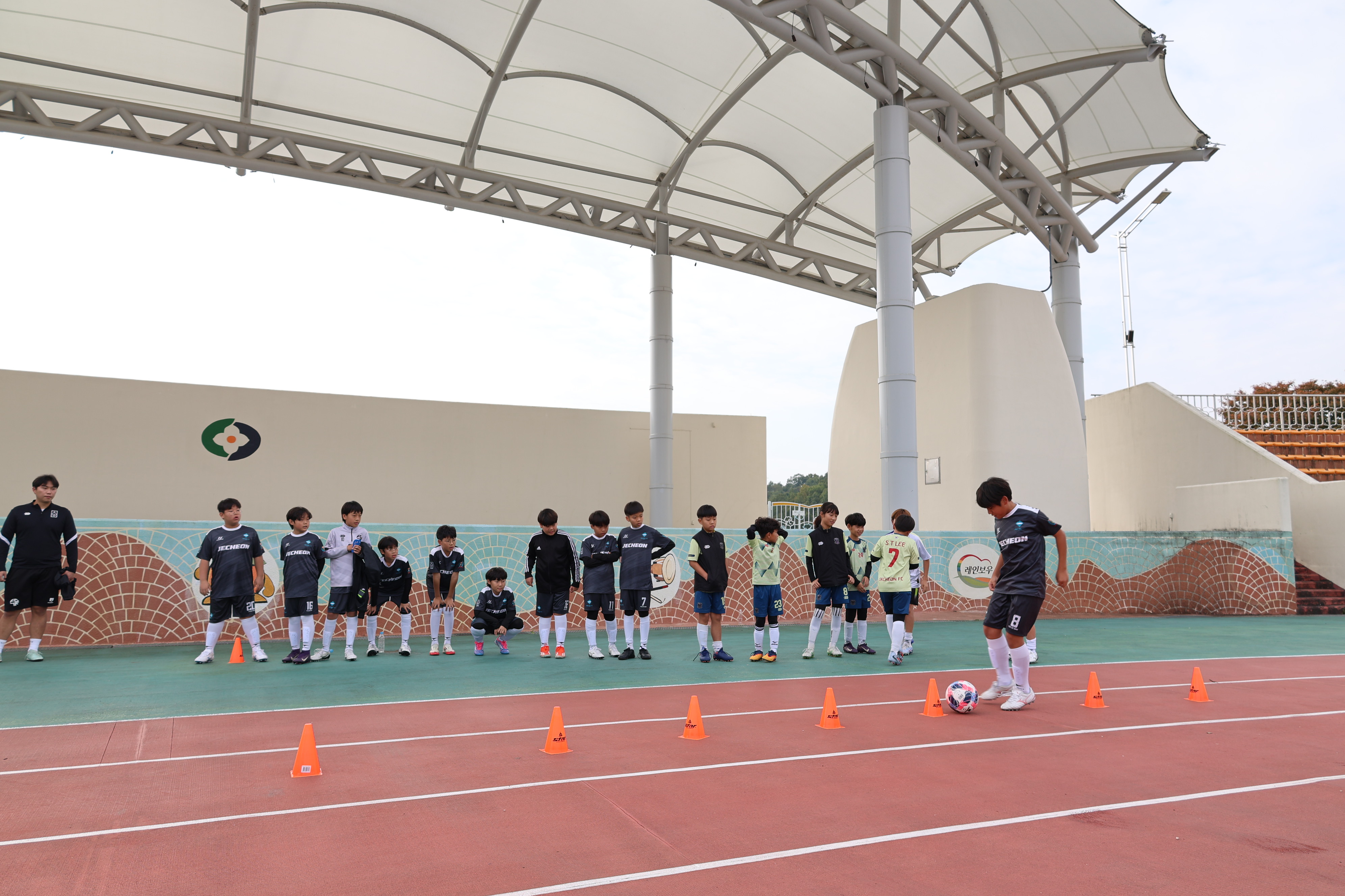 제26회 충청북도체육회장배 꿈나무어린이축구대회 [첨부 이미지7]